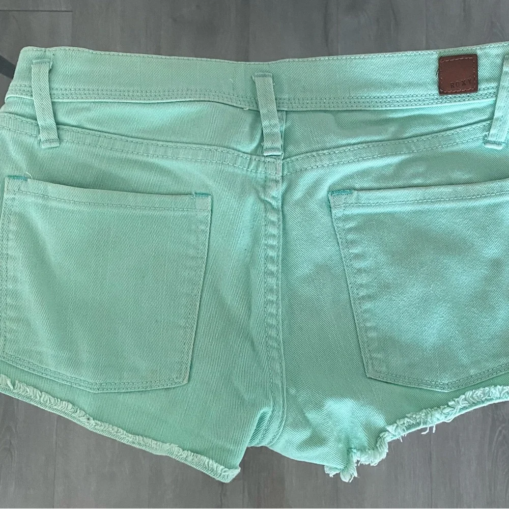Aztec Roxy Shorts - Picture 5 of 11